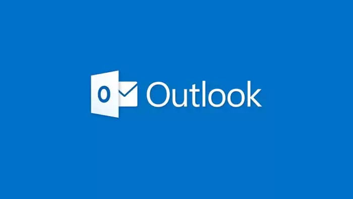 مراحل راه‌اندازی ویژگی Chat در Outlook